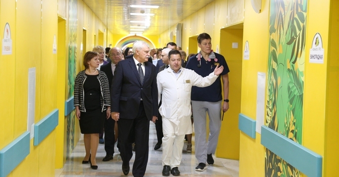 Полтавченко приехал в детскую городскую больницу на открытие отделения